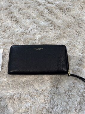Tory Burch Black Leather Zip Wallet with Gold Hardware